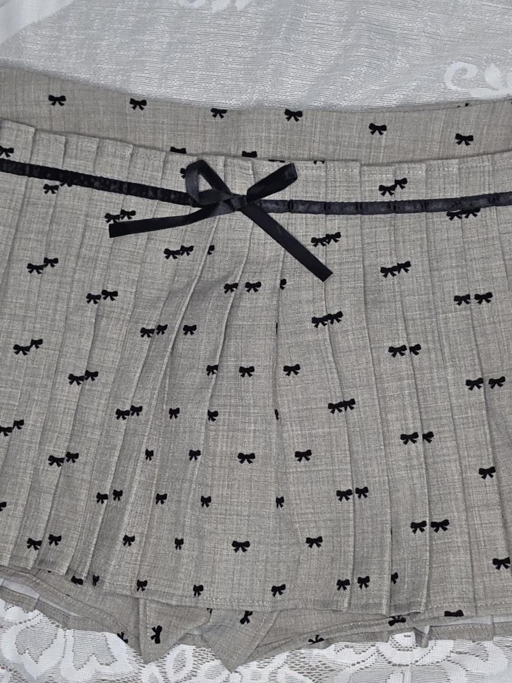 Gray Bow-Print Pleated Women’s Skort
